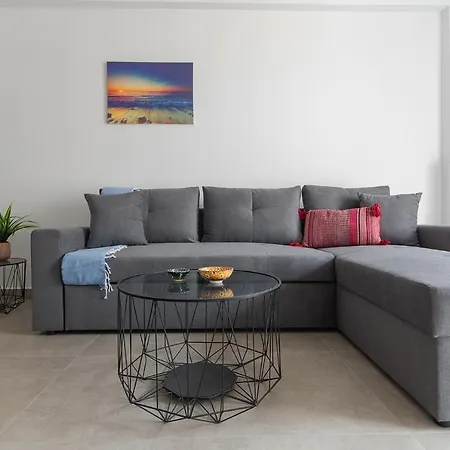Renovated Next To Panathenaic Stadium Athènes