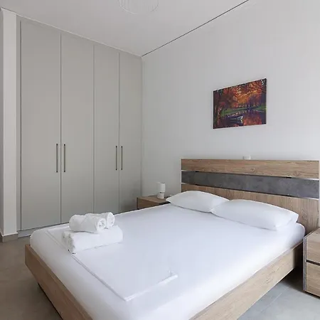 Renovated Next To Panathenaic Stadium Apartment *